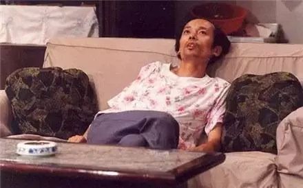  这匹又贱又丧的野马,凭什么刷爆朋友圈
