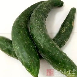 黄瓜剥开是香蕉表情包