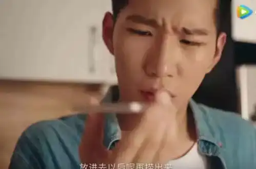  刷爆朋友圈的留学生视频父母永远是我们最大的软肋