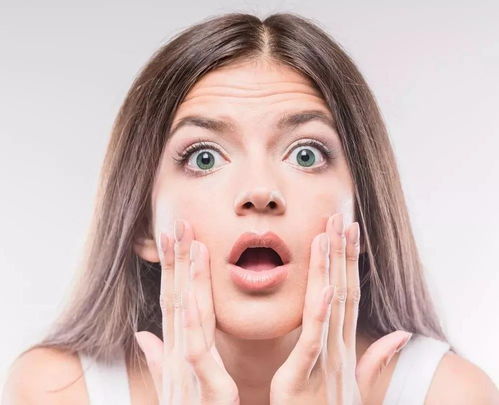  抬头纹你要是敢出来,我就敢把你全部消灭掉
