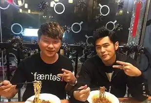  胡歌连粉丝大姨妈都热心帮忙,王凯撩起奶奶粉更是毫不手软