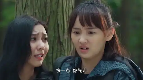  外星人救了自己的前女友同学两亿岁甜剧