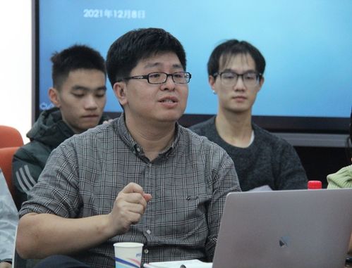  信息学院图灵班师生座谈会成功召开