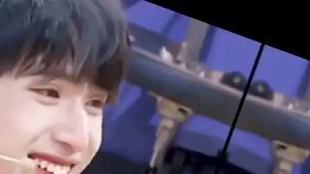  严浩翔