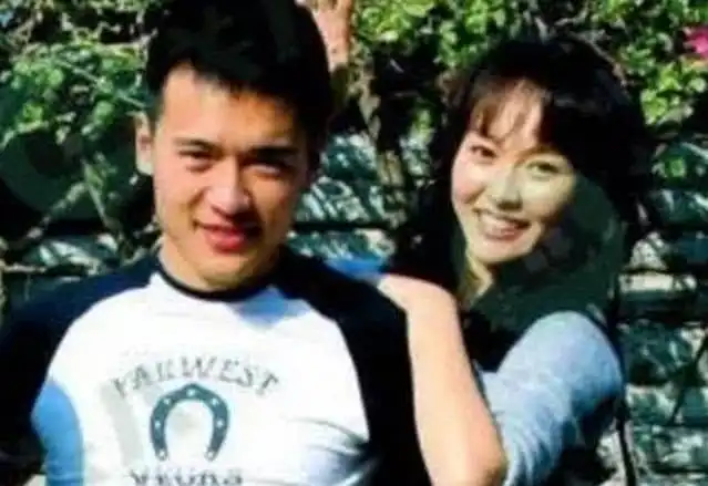 高云翔最美好3年,不是给了董璇而是她,如今她37岁成人生赢家 高云翔最美好3年,不是给了董璇而是她,如今她37岁成人生赢家
