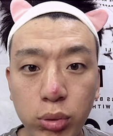  小哥哥仿妆黑魔仙小月,开头瞎凑热闹,结尾是被打了吗