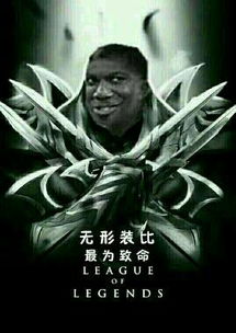  这个表情的人是个拳击手,叫什么教皇来着的
