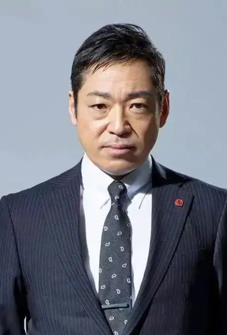 香川照之再被曝猥亵女性照片至今并未道歉 香川照之再被曝猥亵女性照片至今并未道歉