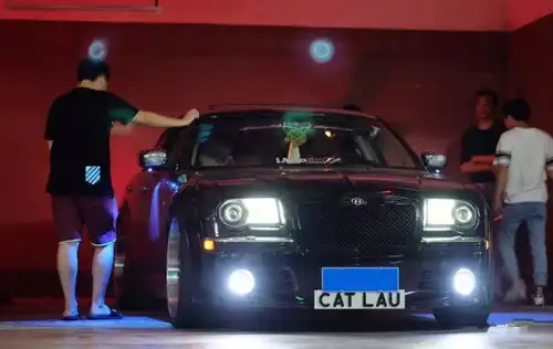  花费8万块买辆v6后驱车,改装成美系vip大佬真的很霸气