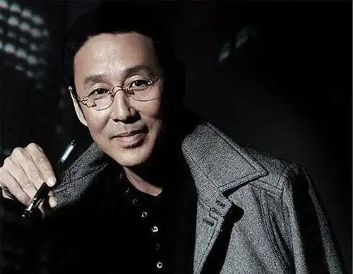 体操冠军传出绯闻,与陈道明有过关系,之后选择嫁给大20岁的富商 体操冠军传出绯闻,与陈道明有过关系,之后选择嫁给大20岁的富商