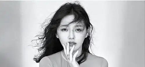 s妈首发4条动态悼念却换哈哈大笑头像,曝在日本电话求助汪小菲