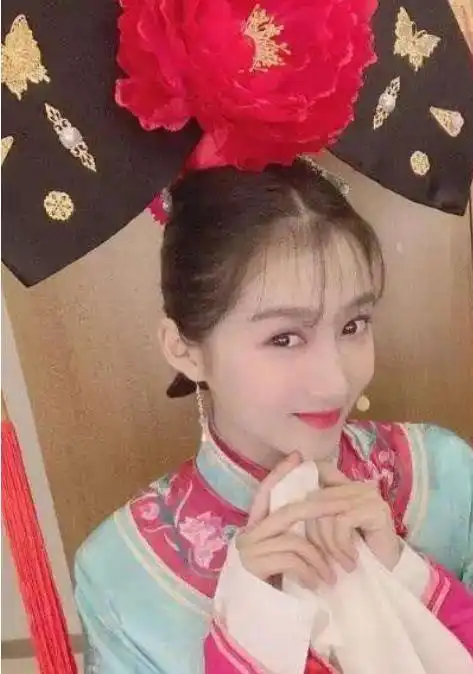 关晓彤为啥不拍古装剧,杨幂和郑爽的古装造型,网友一目了然 关晓彤为啥不拍古装剧,杨幂和郑爽的古装造型,网友一目了然