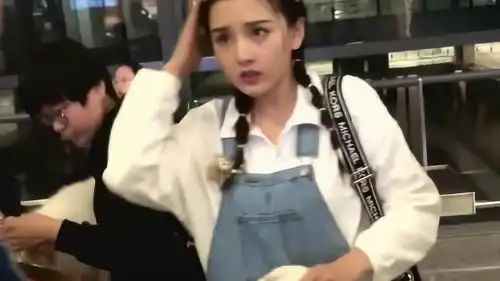 宋祖儿真是个古灵精怪的小可爱,什么搞怪表情都会,男人最喜欢的类型  宋祖儿真是个古灵精怪的小可爱,什么搞怪表情都会,男人最喜欢的类型