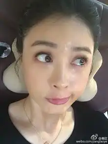  都在说蒋欣这半丸子头很呆萌,但真没人发现她脸上的问题吗