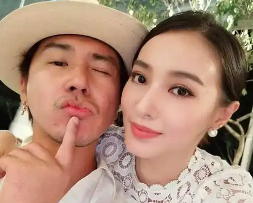  欧弟官宣离婚,女方自曝是冷战高手,两人曾一起参加夫妻档综艺