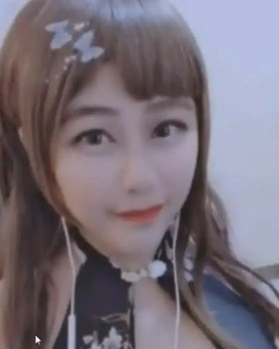  女主播乔碧萝最后的挣扎网友求放过已瞎