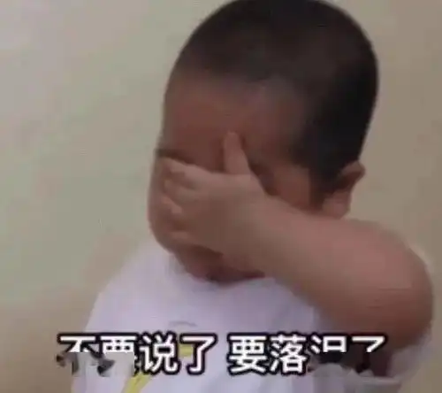  2岁女童街头走失暖心交警帮其找回亲人