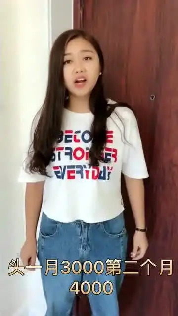  美女你说话的表情真逗,太可爱了,我为你圈粉