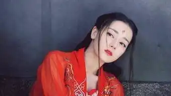 迪丽热巴粉丝开撕杨幂嘉行公司,8个月没戏拍,粉丝直言看不下去  迪丽热巴粉丝开撕杨幂嘉行公司,8个月没戏拍,粉丝直言看不下去