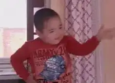  广东40年来最强台风多趟高铁宣布停运说好的假期呢