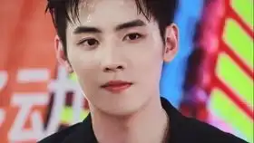  创造营直拍r1se全能门面任豪直拍教科书式表情管理