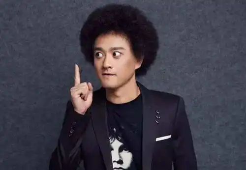 2021年末,回顾10位离世的名人,躲过了疫情却没躲过死神 2021年末,回顾10位离世的名人,躲过了疫情却没躲过死神