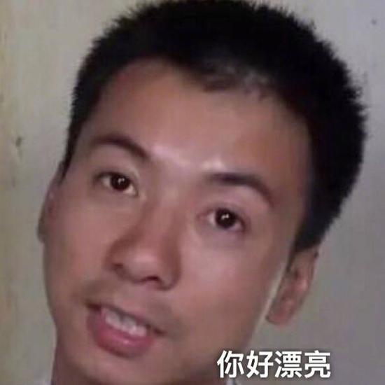  82岁外婆送外孙女上大学一起爬长城走了11个烽火台