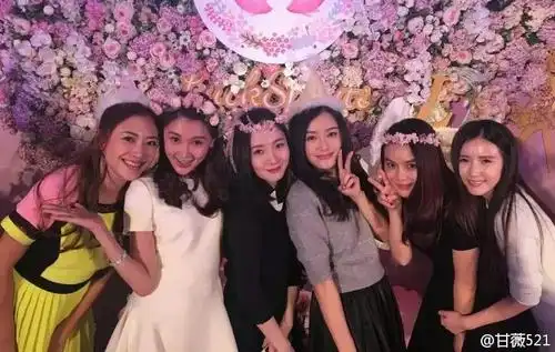  贾跃亭为什么会娶甘薇两人怎么认识甘薇家庭背景父亲是干什么的