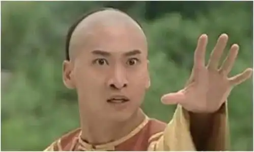  天猫选出97年学生妹成为天选之子,这么努力又幸运的同龄人,扎你心了吗
