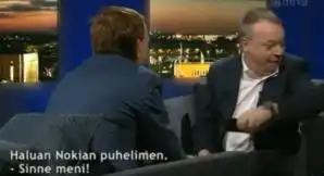  诺基亚ceo埃洛普避谈lumia928当众摔iphone