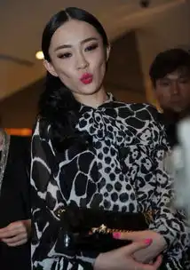  孙俪翻白眼笑死人不偿命看明星的毁脸表情