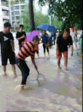 爆笑段子昨天找一大师摸骨算命,摸了半天,表情越来越严肃  爆笑段子昨天找一大师摸骨算命,摸了半天,表情越来越严肃