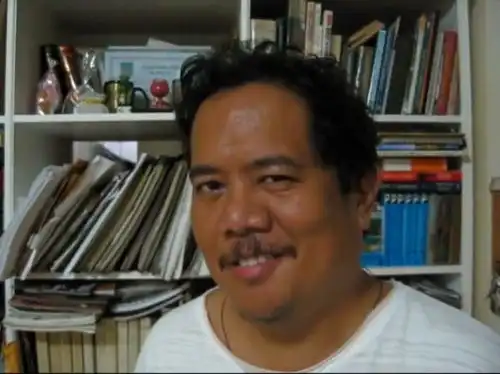 魔性真人笑容表情包走红