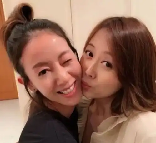 佘诗曼罕返港聚会,这组拆不散的七魔女,绝不是塑料姐妹花 佘诗曼罕返港聚会,这组拆不散的七魔女,绝不是塑料姐妹花