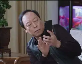 苏大强表情包走红,表情包创作者的一句话让人听着却扎心了