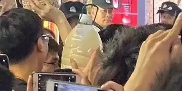 杰伦粉丝表情包桶装
